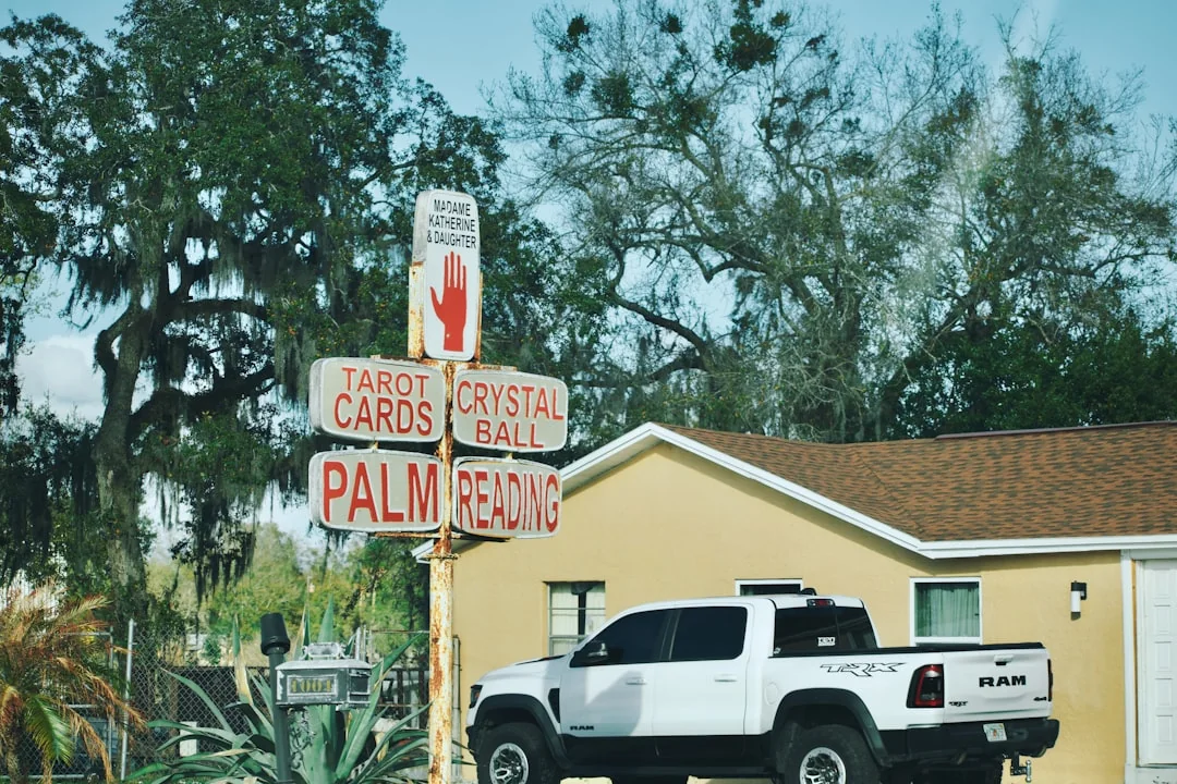 7 Lições da Rainha de Copas Invertido que Ninguém Explica (Guia Completo)