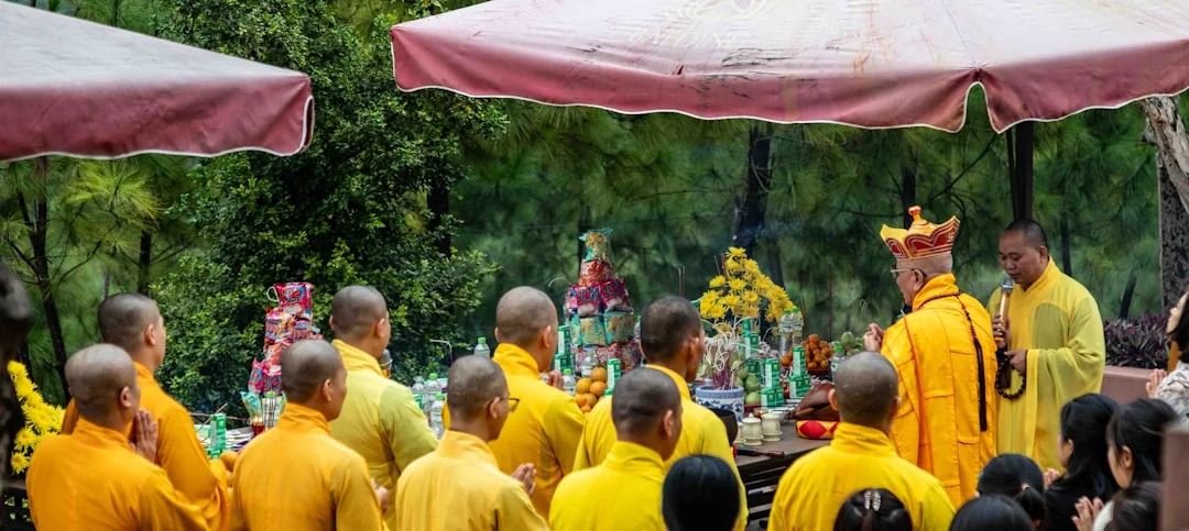 Como Fazer um Altar em Casa: Guia Completo com 7 Elementos Essenciais